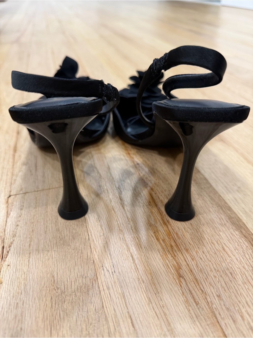 Pointed Slingback Heels with Layered Floral Appliqué - Picture 8 of 12